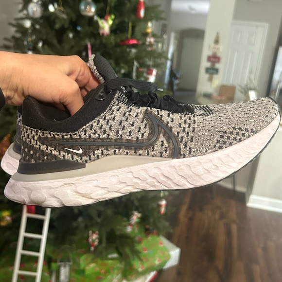 Nike Infinity React Flyknit 3 Black Grey Fog - Picture 8 of 9